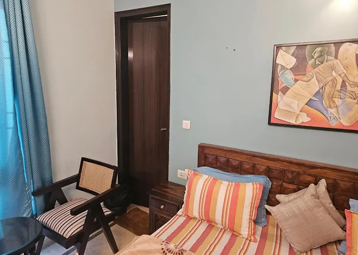 Sky Bloom Luxury Homestay